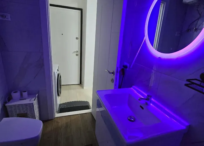 Dragon Nest Center * Tirana