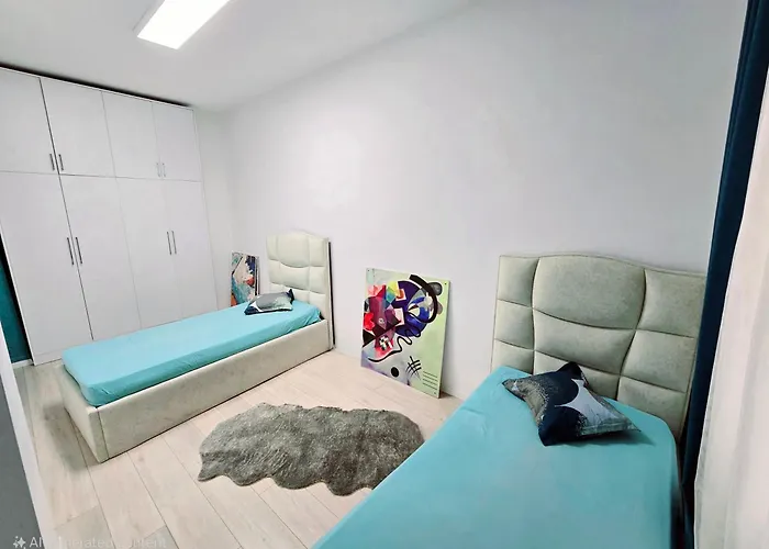 Dragon Nest Center Тирана