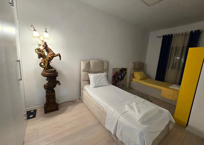 Dragon Nest Center Тирана